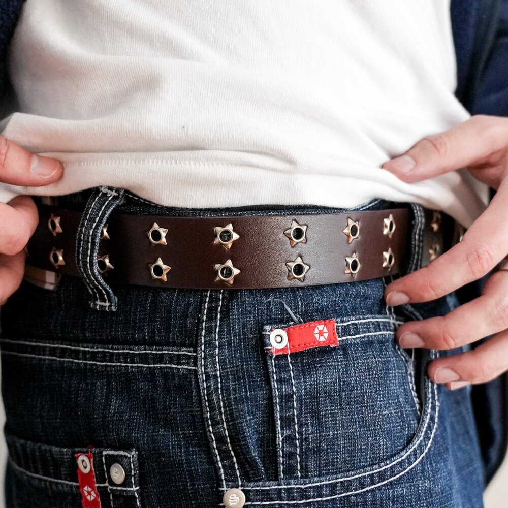 y2k star grommet brown double hole belt — punk scene emo style - Picture 9 of 9